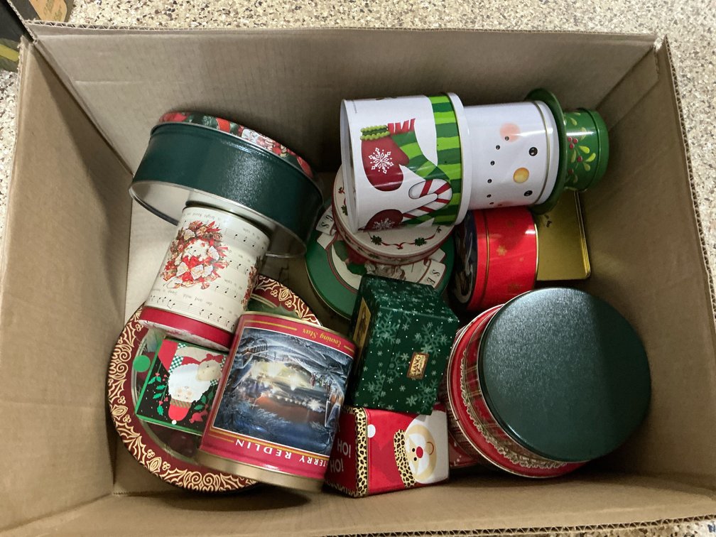Assorted tins 