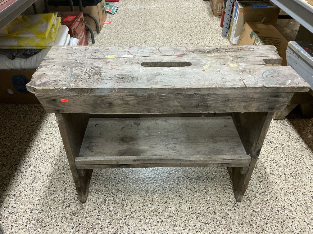 Wood bench 32x12x23”