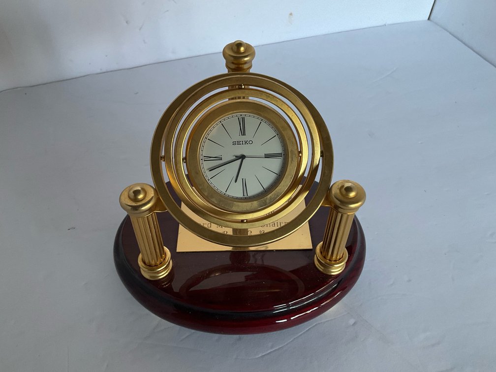 Seiko clock-Living room 