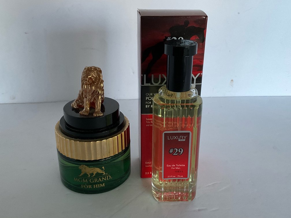 Assorted cologne-Living room 