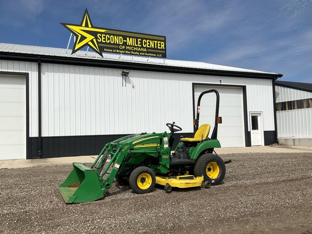 2007 John Deere 2305  Tractor with Loader and Belly Mower