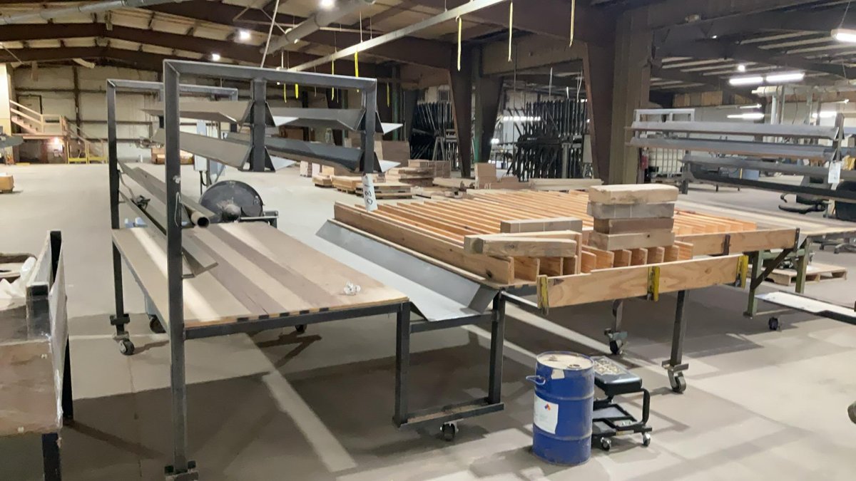 Molder Outfeed Sorting Table