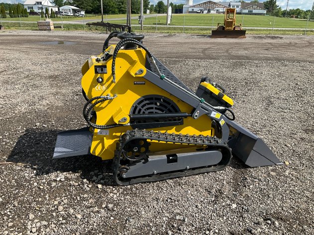 Unused LandHonor LHR-T460K1 Mini Skid Steer Track Loader - Middlefield, OH