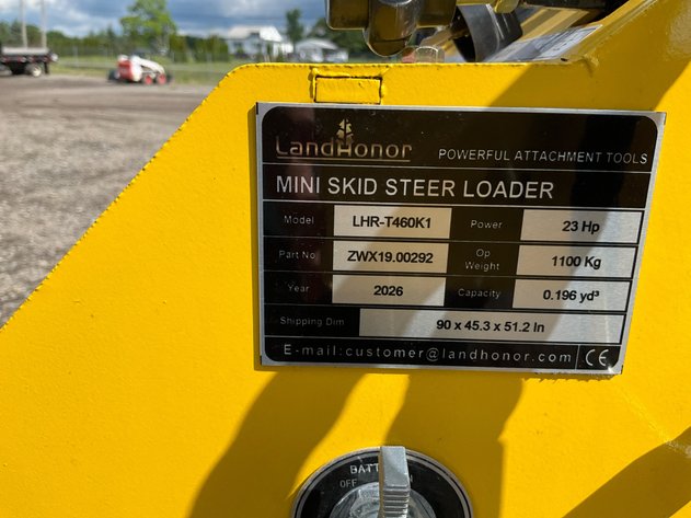 Unused LandHonor LHR-T460K1 Mini Skid Steer Track Loader - Middlefield, OH