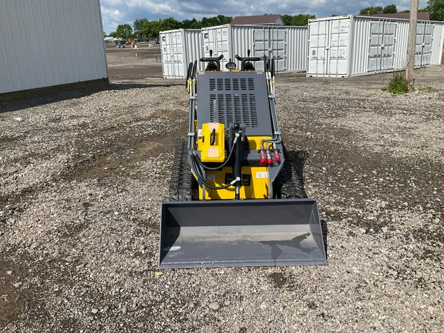 Unused LandHonor LHR-T460K1 Mini Skid Steer Track Loader - Middlefield, OH