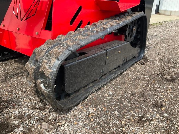 Unused SDLL580 Mini Skid Steer  - Middlefield, OH