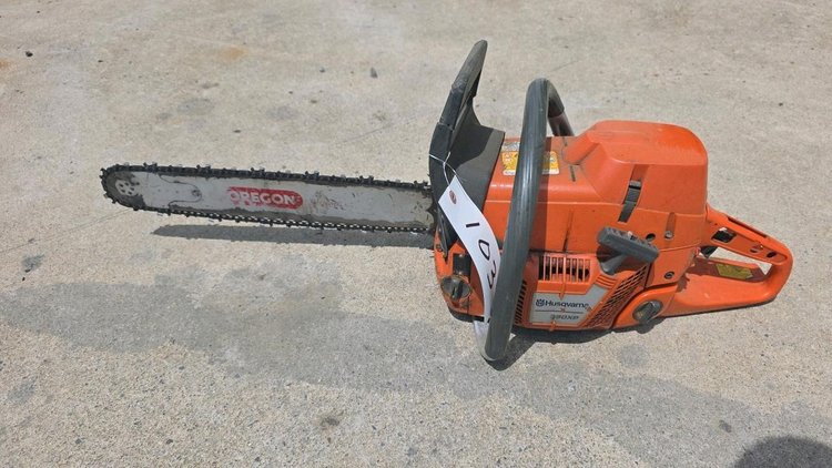 Husqvarna 390XP Chainsaw