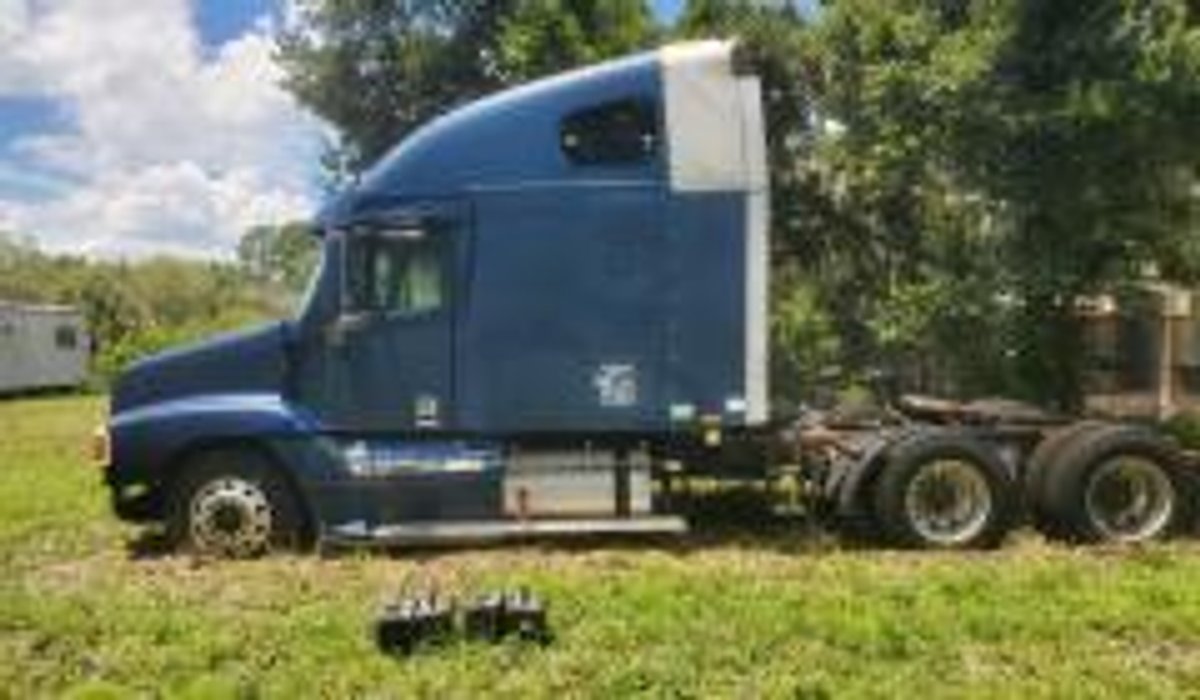 BENEFIT OF The Purple Heart Foundation 2001 Freightliner C120