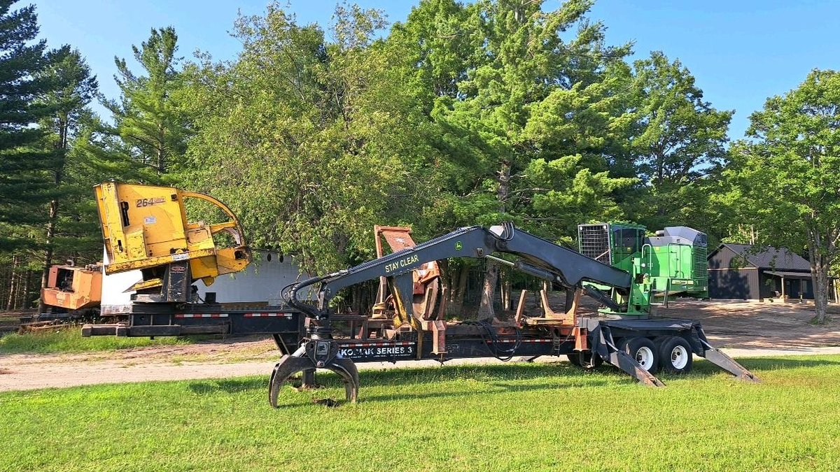 2016 John Deere 437E Knuckleboom