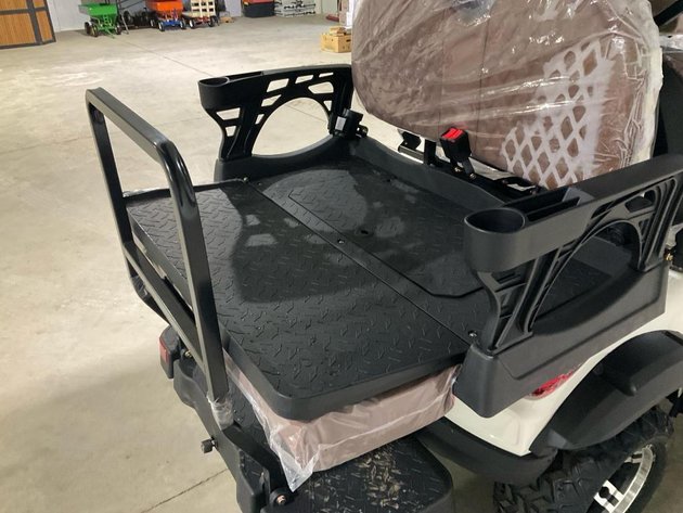 Unused White SDLGC80 GOLF CART  - Middlefield, OH