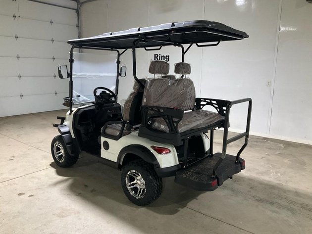 Unused White SDLGC80 GOLF CART  - Middlefield, OH