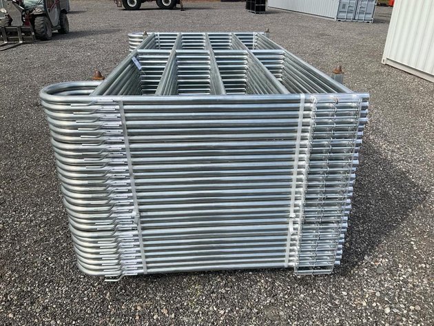 10' x 5' Livestock Corral Panels - Middlebury, IN