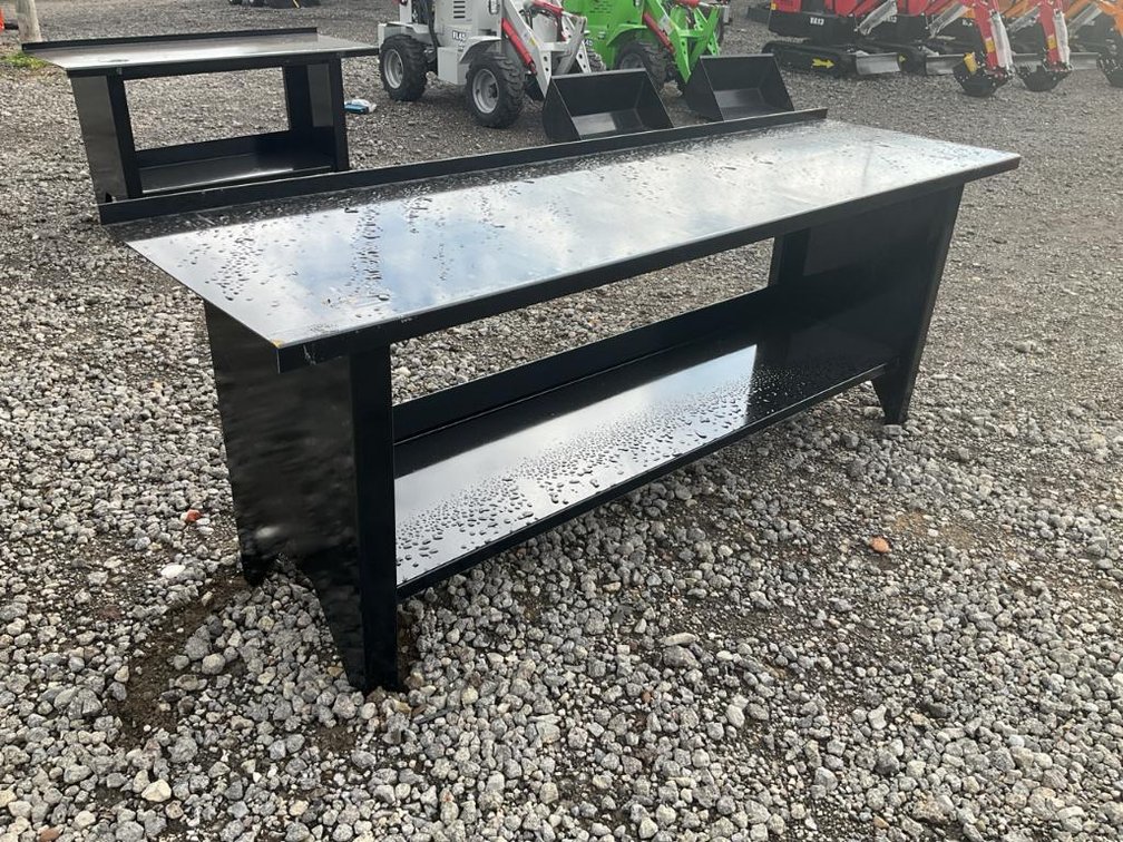 90" Work Bench