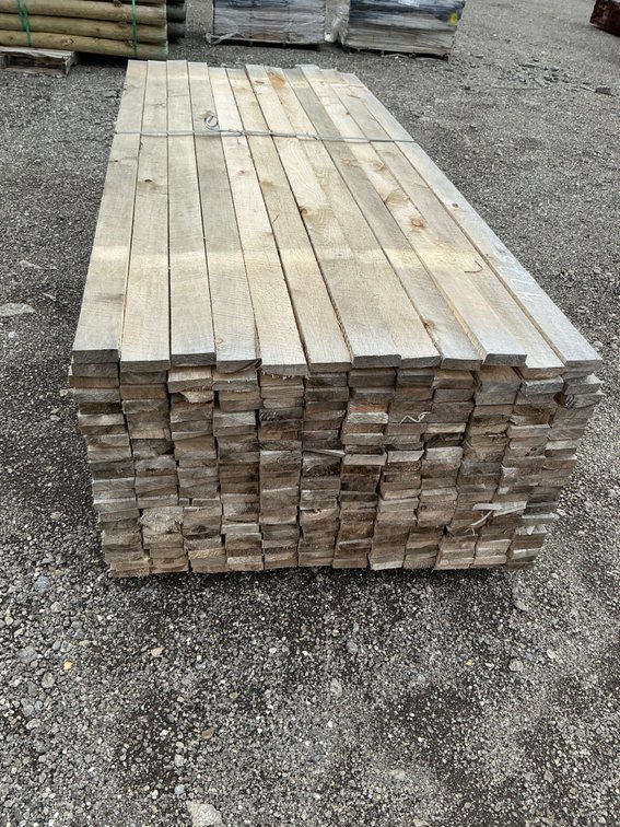Rough-Sawn Lumber Bundle