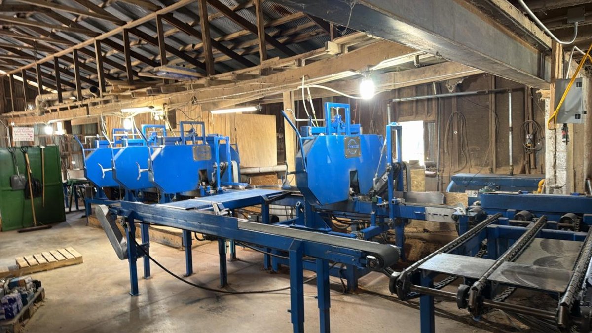 2 Belt Conveyors - Walnut Hill Lumber