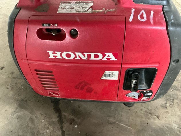 Honda EU2200i Portable Inverter Generator
