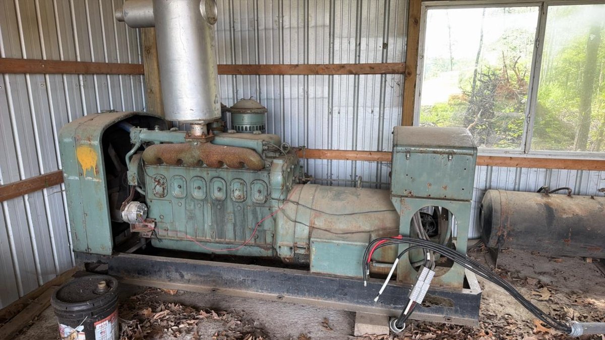 Detroit 671 Genset  - Walnut Hill Lumber