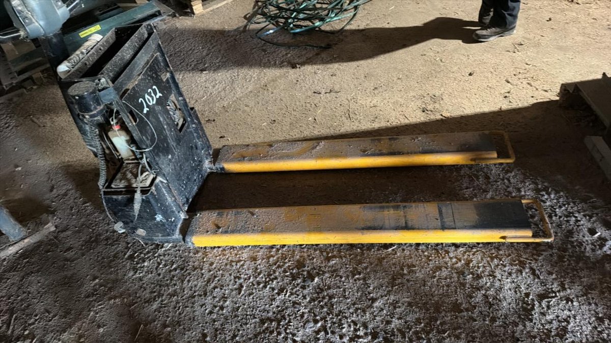 Big Joe Electric Pallet Jack  - Walnut Hill Lumber