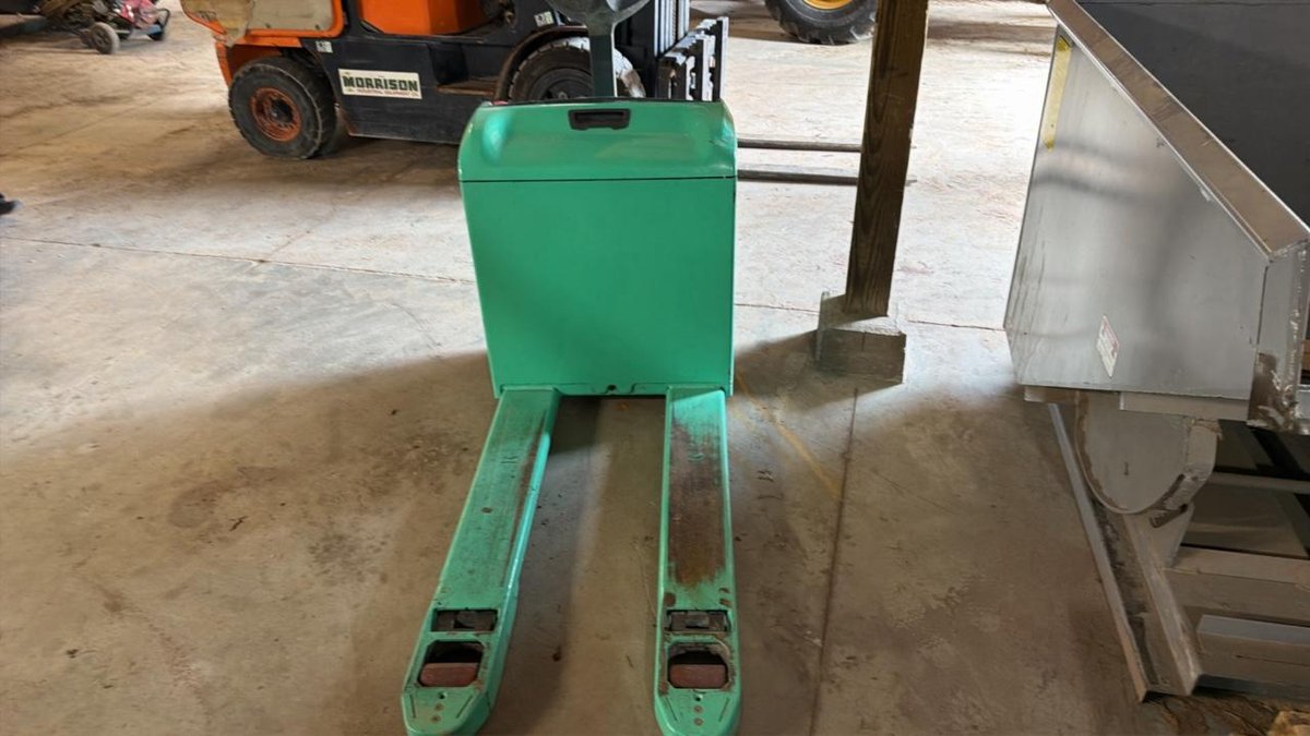 Mitsubishi OW23 Electric Pallet Jack  - Walnut Hill Lumber