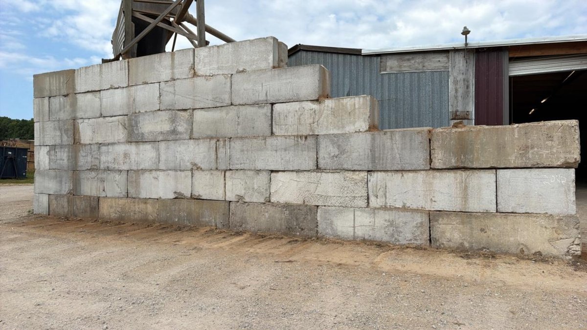 Concrete Blocks  - Walnut Hill Lumber