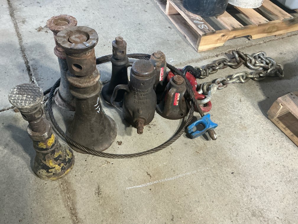 Mechanical Screw Jacks, Rigging Chain, Wire Rope Sling, and More