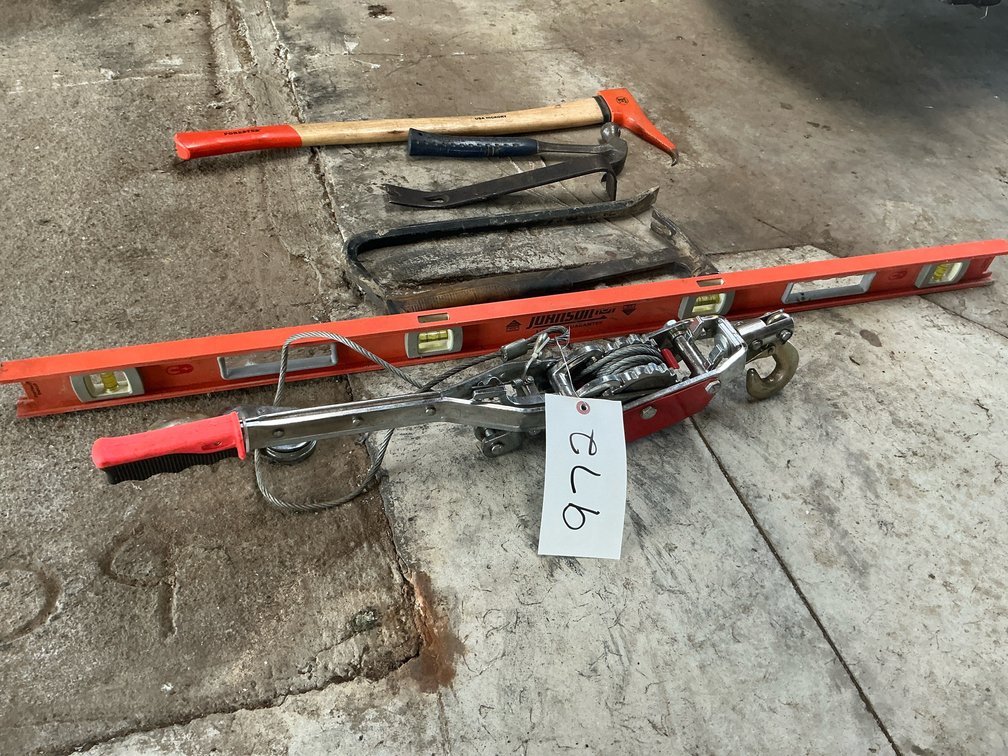 Hand Tools with Cable Puller, Spirit Level, Hookaroon, Hammers, Pry Bars, and More