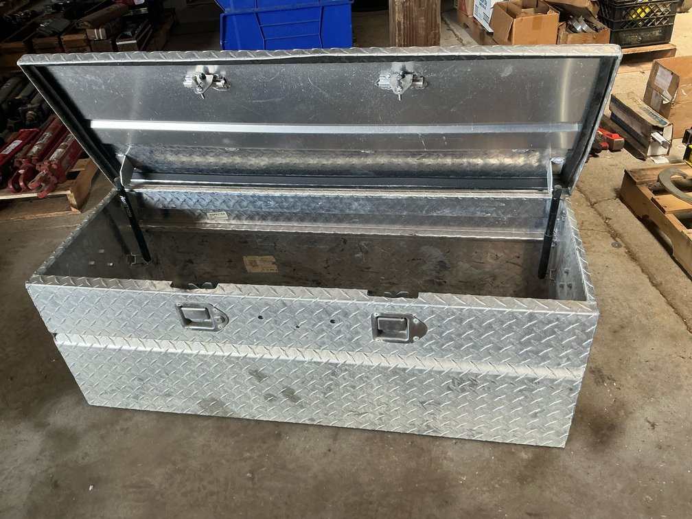 46" Aluminum Diamond Plate Truck Tool Box
