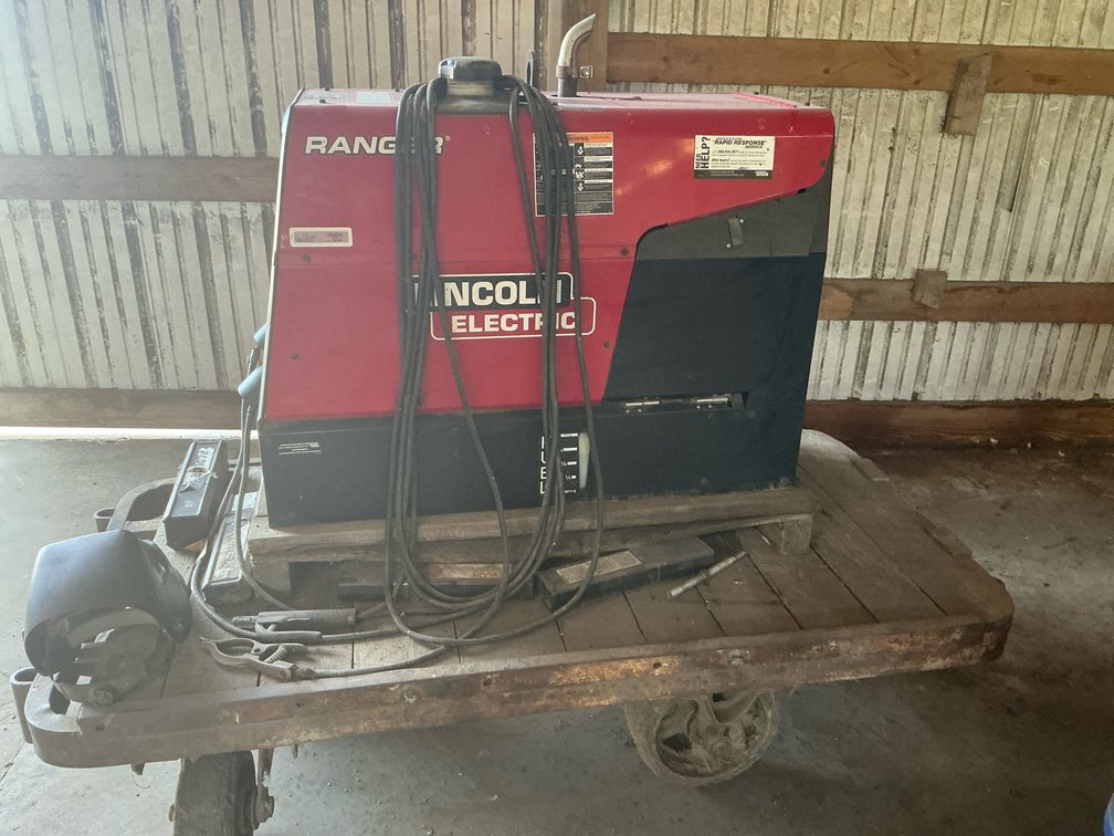 Lincoln Electric Ranger 225 Welder Generator on Cart with Leads and Helmet