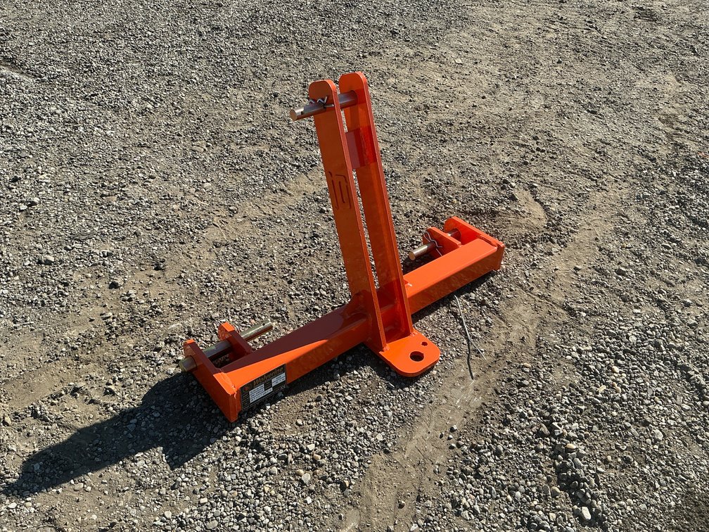 Unused Wolverine QC10-26-15G 3-Point Tractor Hitch Adapter - Middlefield, OH