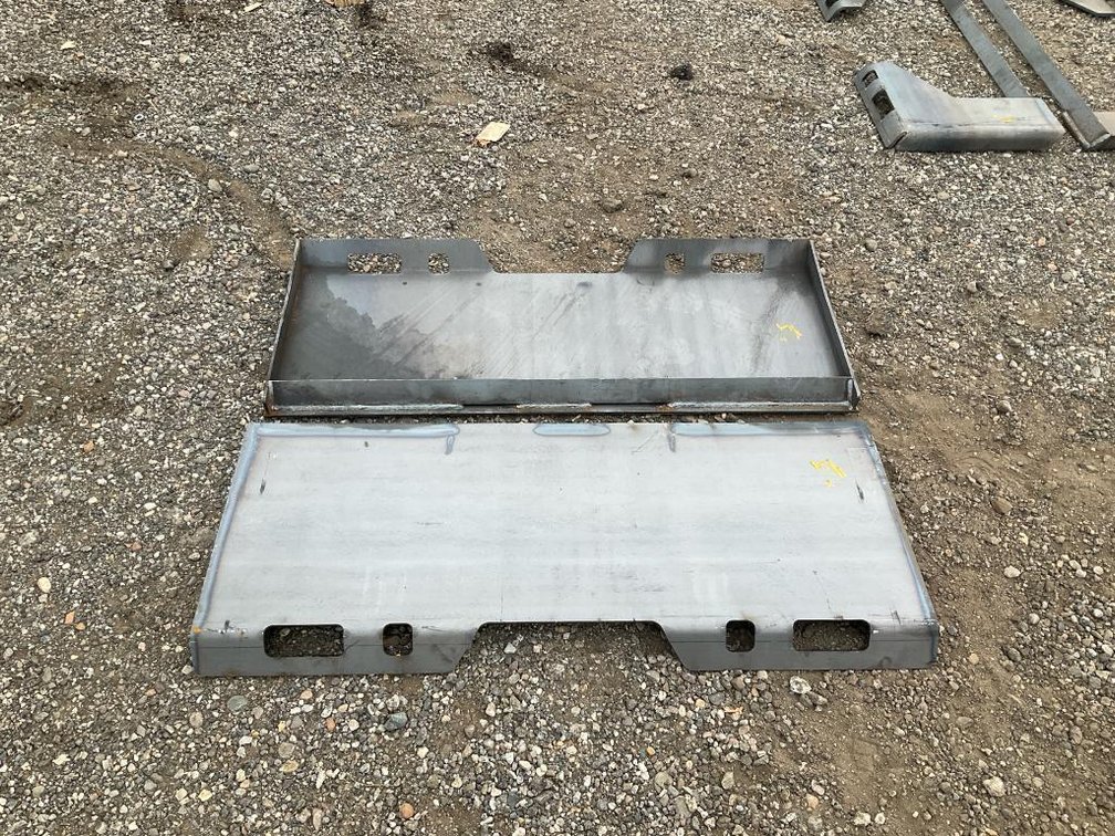 QMP3-16-6T 1/4" Thick Quick Tach Cut Out Mount Plates - Middlefield, OH