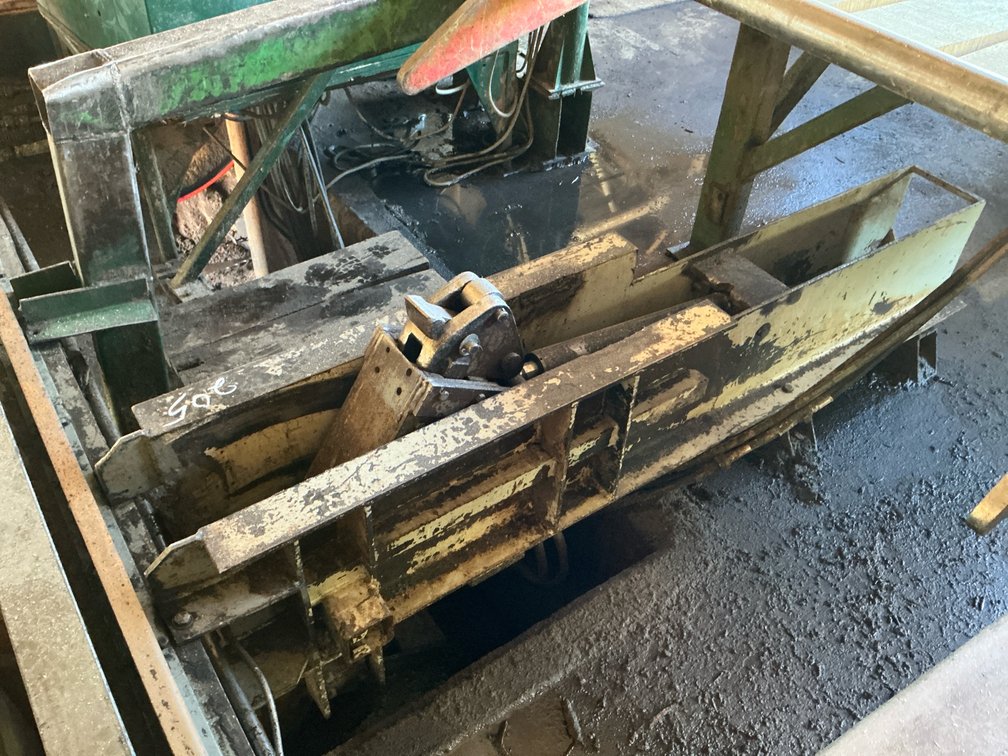 Log Turner