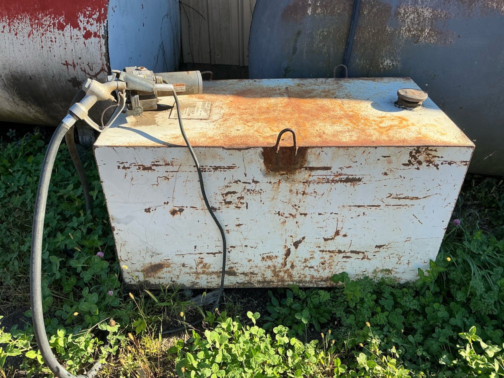 Fuel Tank with GPI 150S Fuel Transfer Pump