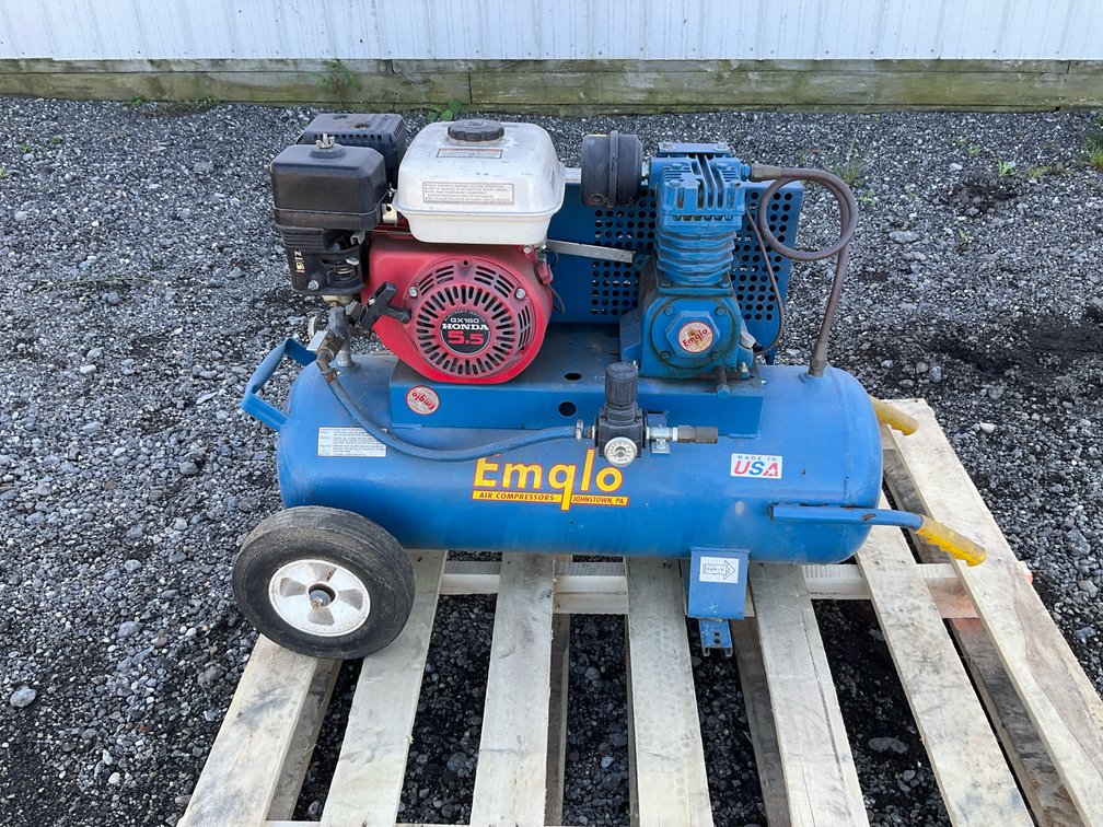 Emglo Wheeled Gas Air Compressor with Honda GX160 5.5 HP Engine