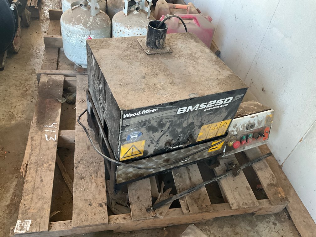 2018 Wood-Mizer BMS250MU Blade Sharpener