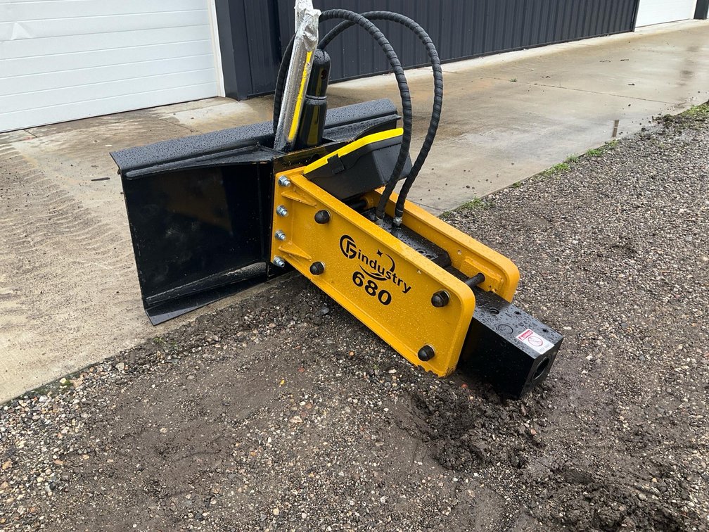Unused Skid Steer Breaker - Middlebury, Indiana