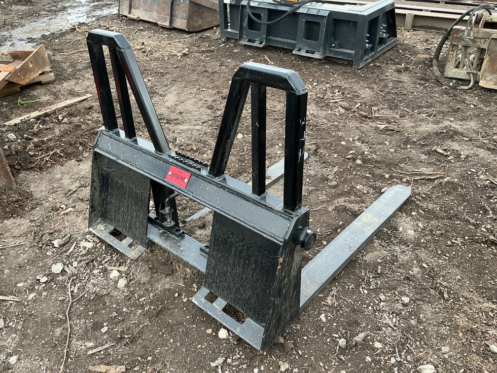 Ideal Extreme Skid Steer Pallet Fork Attachment