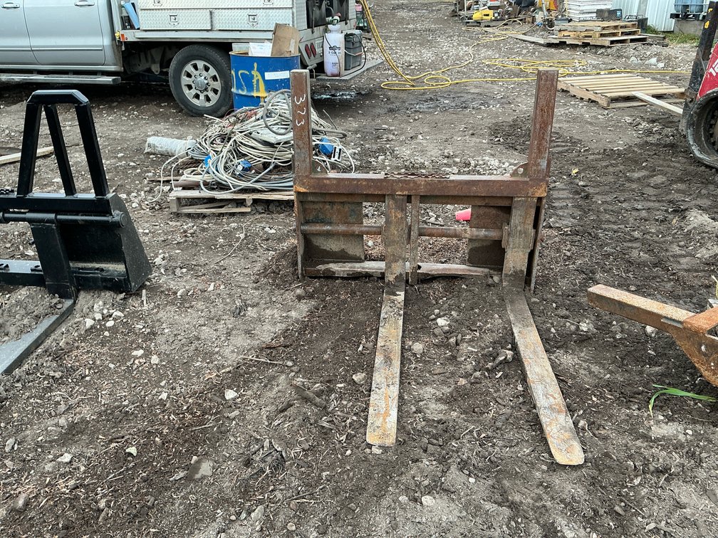 Skid Steer Log  Fork Attachment