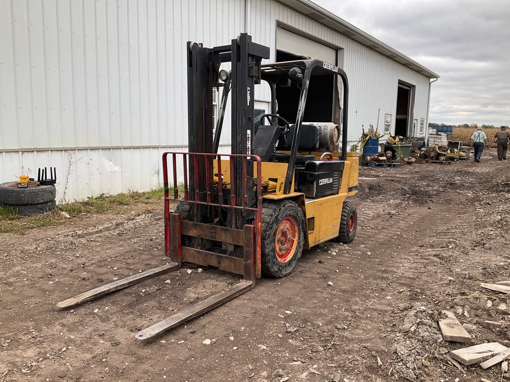 1992 Caterpillar V50D Forklift