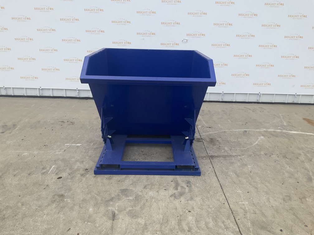 Unused Greatbear 1 CY Self Dumping Hopper - Middlebury, Indiana