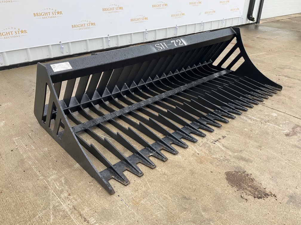 Unused Greatbear 72" Skid Steer Rock Bucket - Middlebury, Indiana