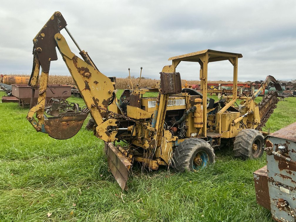 Vermeer 3-12 Wheeled Trencher with Backhoe