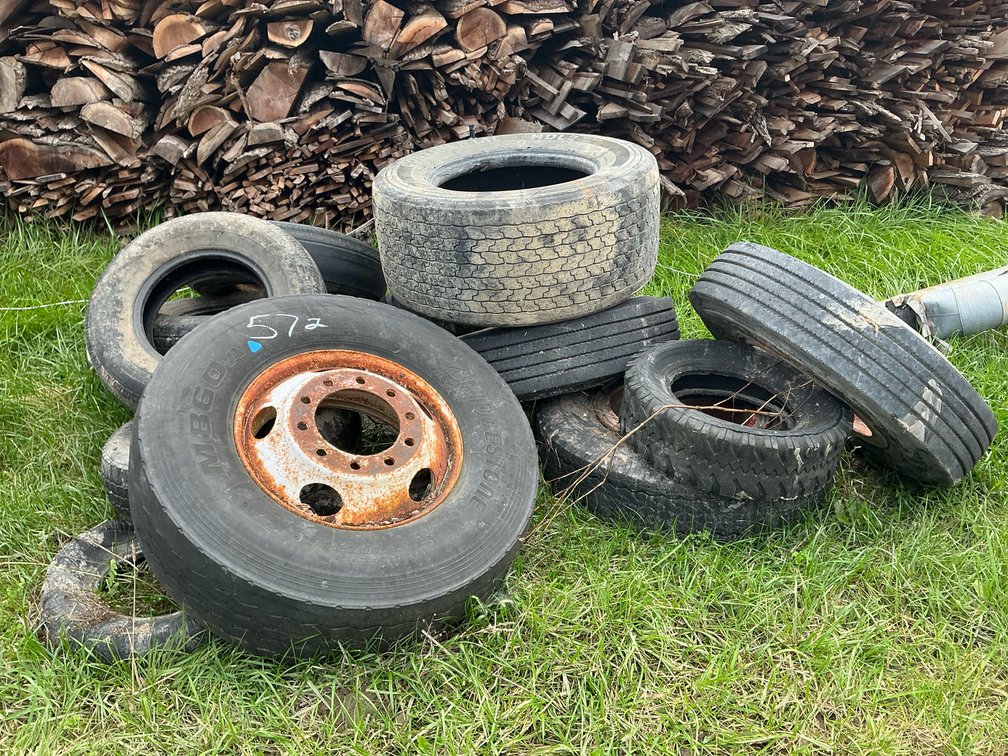 Commercial Truck Tires and Wheels