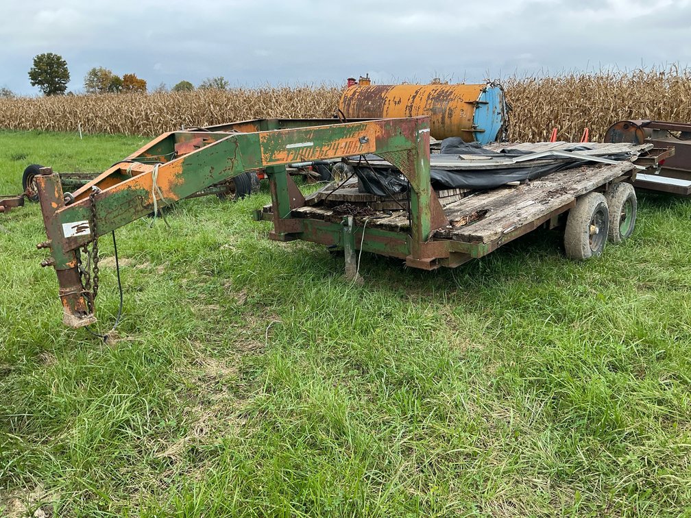 Gooseneck Flatbed Trailer, Equipment Trailer, and Machinery Apparatus Trailer