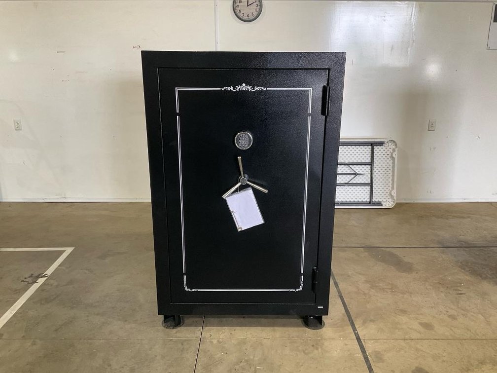 New 40 Gun Safe  - Middlebury, IN