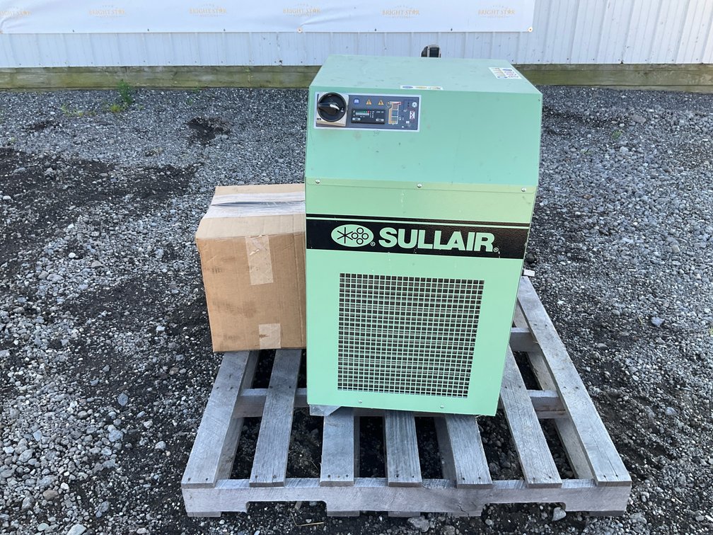 2022 Sullair SRB220 Air Dryer
