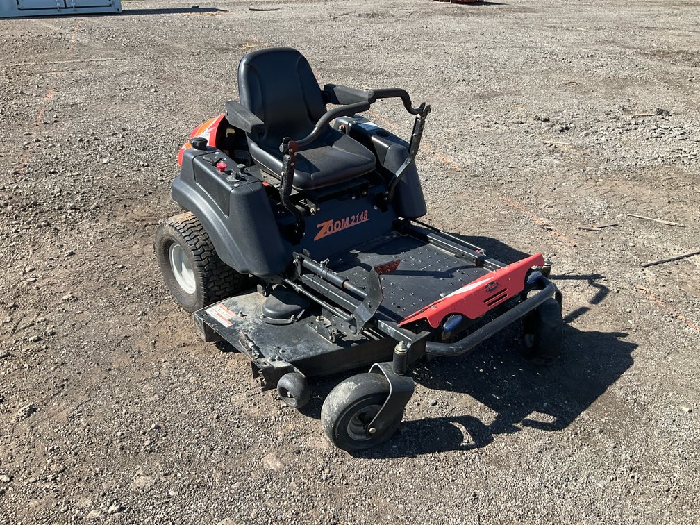 Ariens Zoom 2148 Zero-Turn Riding Lawn Mower
