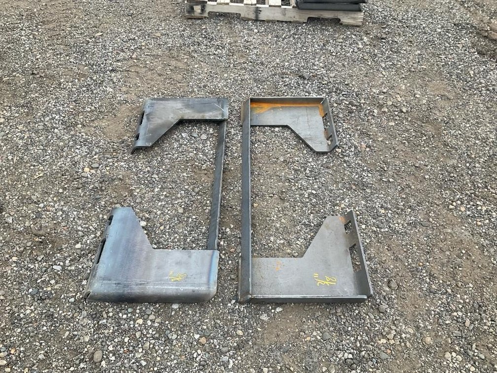 3/8" Thick Quick Tach Cut Out Mount Plates - Middlebury, Indiana