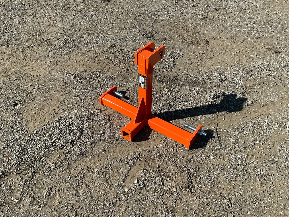 Unused Wolverine QC3-26-14G 3-Point Hitch Receiver Adapter - Middlefield, OH