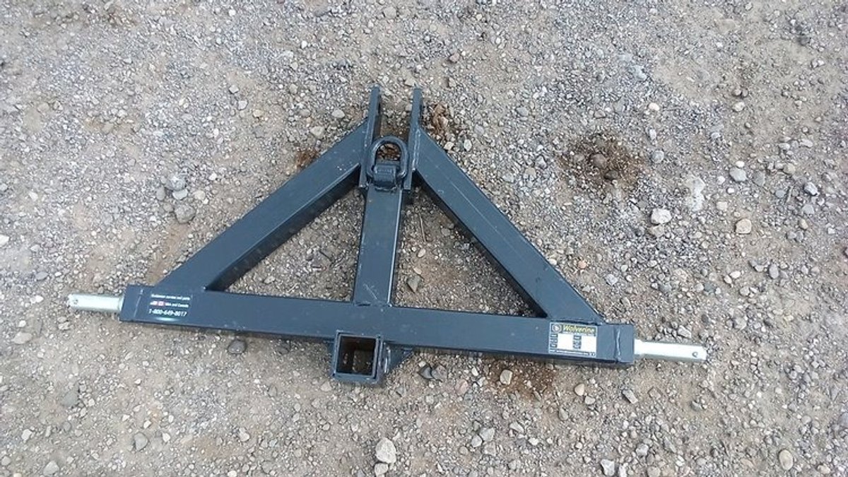Unused Wolverine TQH-26-01C 3-Point Tractor Trailer Hitch Attachment - Middlefield, OH