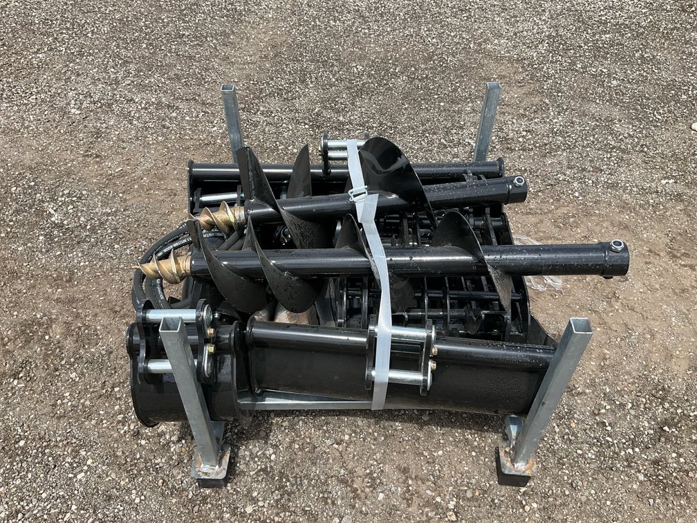 Unused Wolverine 12EX-D08 Mini Excavator 200mm Bucket Attachment - Middlefield, OH